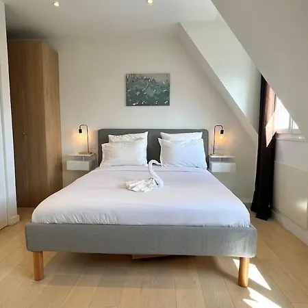 Air Conditioning, Calm & Comfort In The Heart Of Marais * Paris
