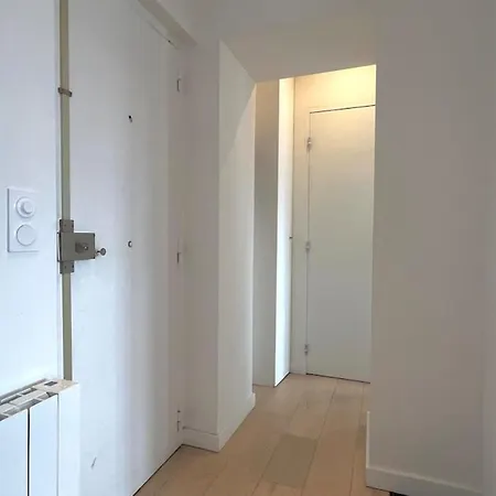Apartment Air Conditioning, Calm & Comfort In The Heart Of Marais *